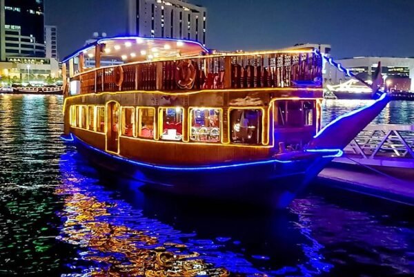 Dhow Cruise in Abu Dhabi – A Tranquil Voyage Through the Capital’s Waters
